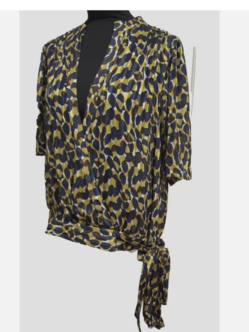 BCBG Max Azria Silk Sheer Tie Waist Blouse Size L Abstract Animal Print Top